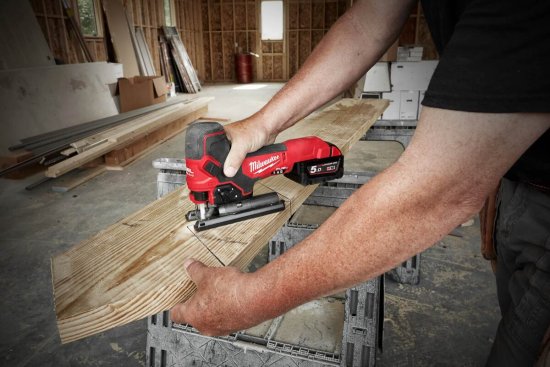 MILWAUKEE® M18™ Akku-Stichsäge - Leistungsstarke Stichsäge für präzise Schnitte