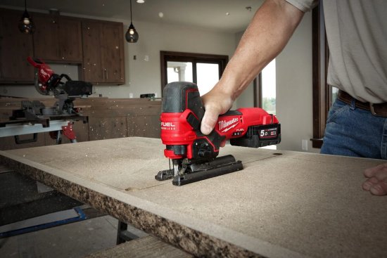 MILWAUKEE® M18™ Akku-Stichsäge - Leistungsstarke Stichsäge für präzise Schnitte