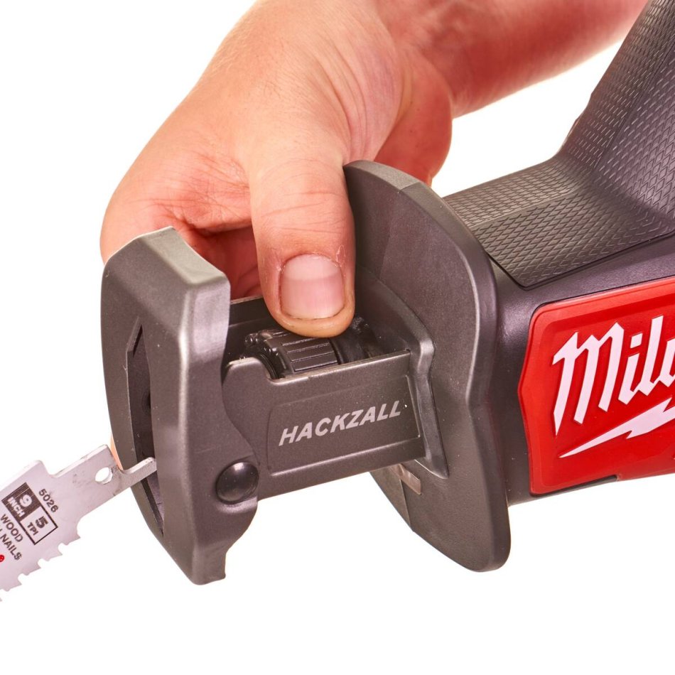 Milwaukee® M18 Akku-Säbelsäge - Leistungsstark und Vielseitig